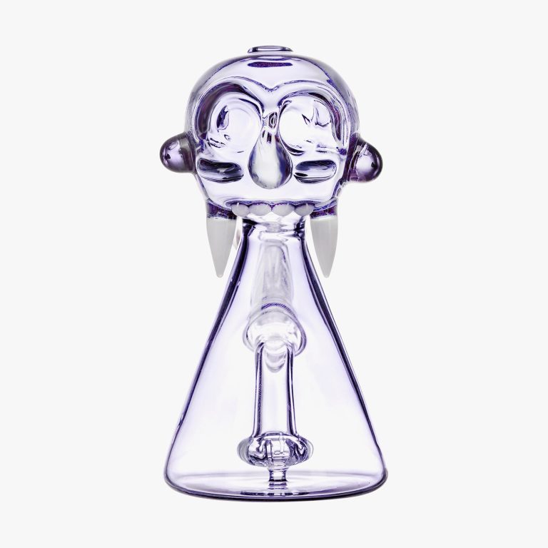 Monster Skull Water Bong featuring a detailed skull design and water filtration system.