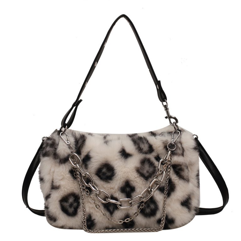 Stylish chain shoulder strap